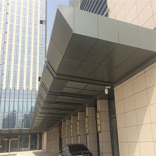 長帆建材 專業(yè)檐口鋁單板廠家，助力鶴壁建筑行業(yè)發(fā)展