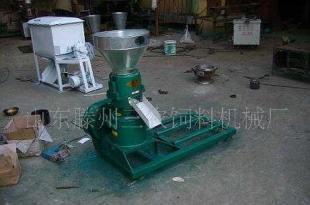 山東滕州三農飼料機械廠 專業制造飼料制粒機，助力現代化養殖與飼料工業